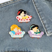Snow White anime alloy brooch pins