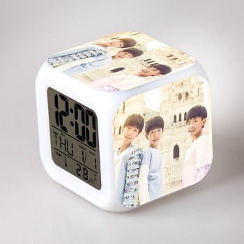 tfboys clock（no battery）