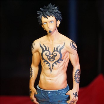 One Piece law anime figure