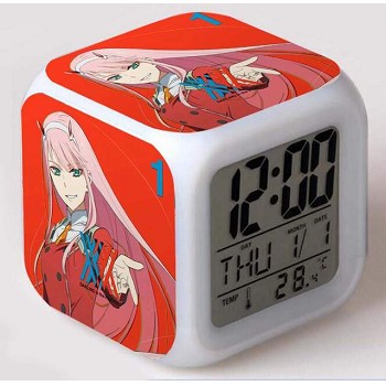 DARLING in the FRANXX anime discolor clock（no battery）