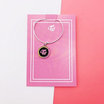 TWICE star necklace