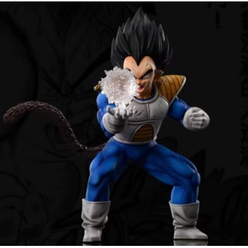 Dragon Ball Vegeta with artificial moon anime figure