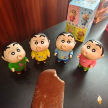 Crayon Shin-chan anime figure