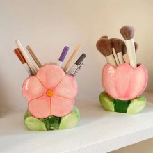 Charming Tulip Flower Makeup Brush Holder