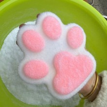 Decompressing Pinching Cat Paw Sticky Sensory Fun ...