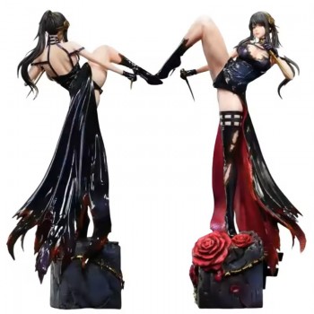 SPY x FAMILY Battle Yor Forger anime figure
