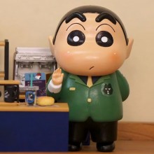 Boss Crayon Shin-chan anime figure