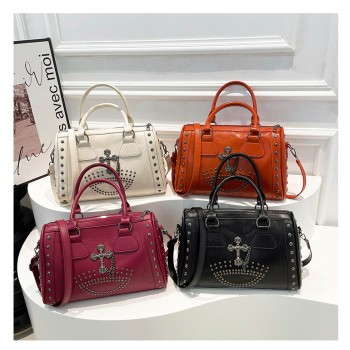 Rock Girls Handbag Riveted Skull Leather Shoulder Crossbody Bag