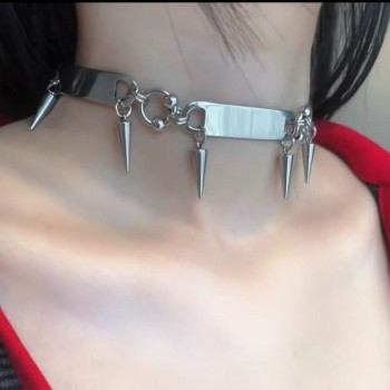 Punk Titanium Steel Rivet Choker
