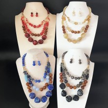 Multi Tiered Acrylic Bead Necklace Collarbone Chai...