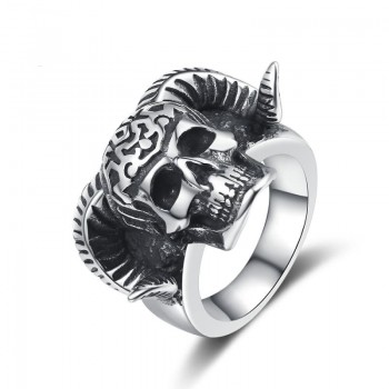 Retro domineering sheep head demon skull rings