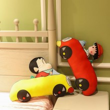 Crayon Shin-chan driving cars pillow