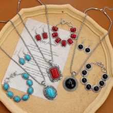 Vintage Turquoise Bracelet Necklace Earrings Set